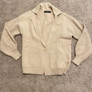 SOLD-Beige Zescia Cardigan